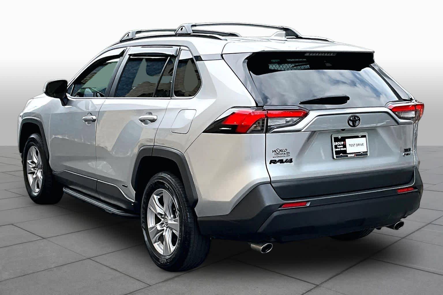 Certified 2025 Toyota RAV4 XLE AWD/4WD image 12
