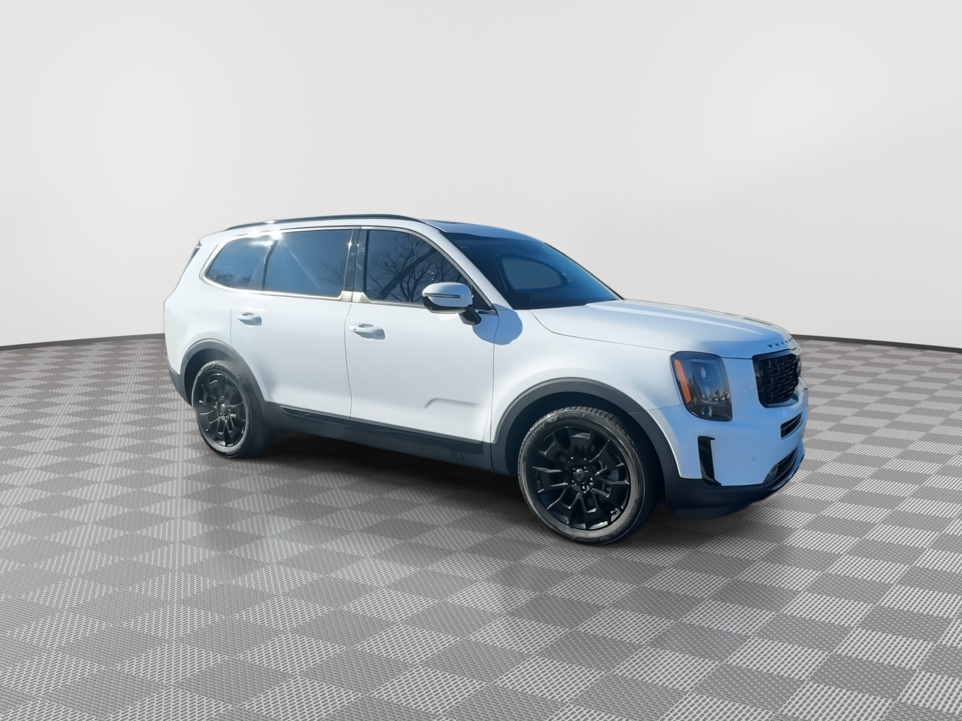 Used 2021 Kia Telluride SX w/ Nightfall Edition Package image 2