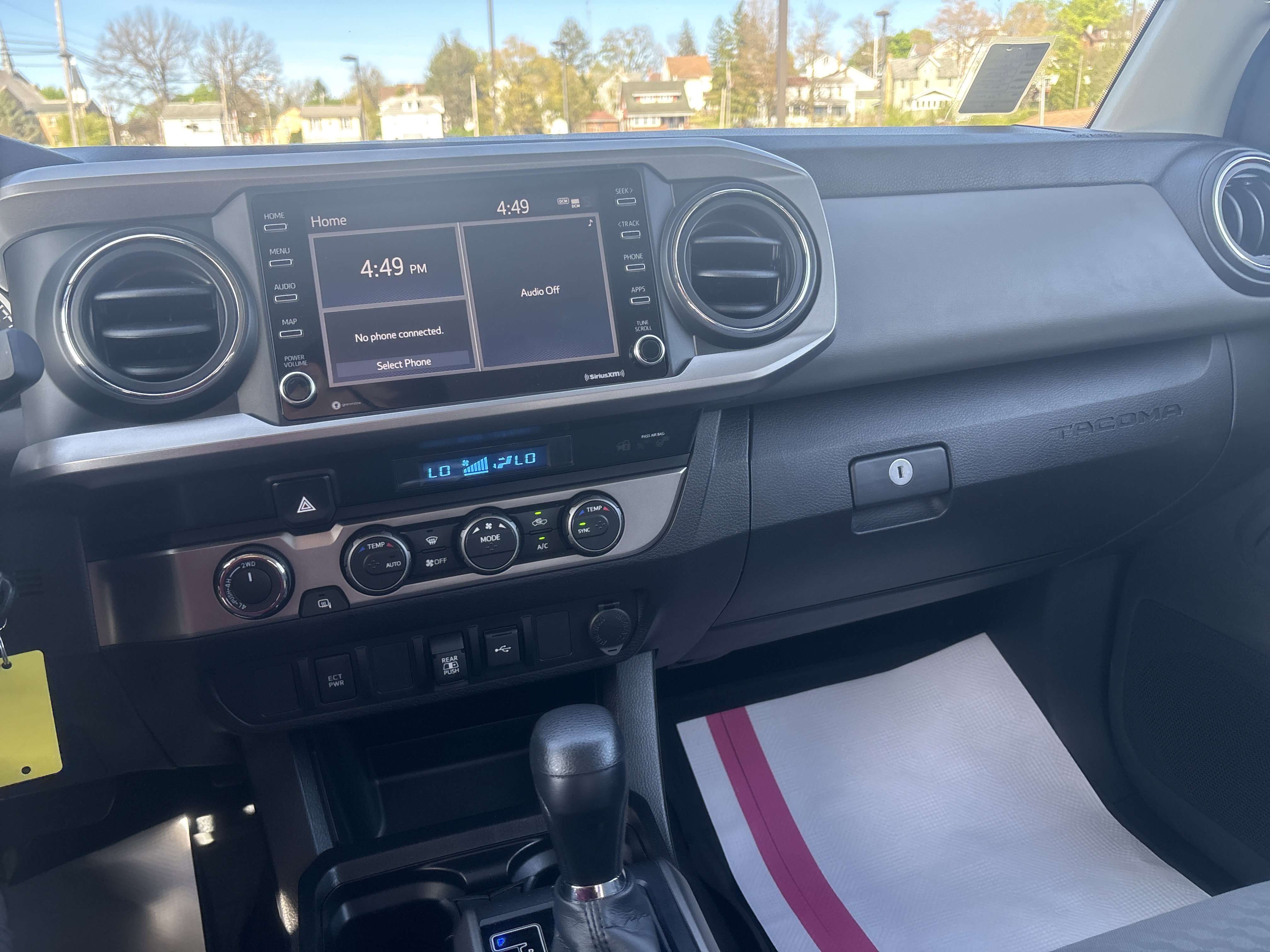 Used 2021 Toyota Tacoma SR5 AWD/4WD image 22