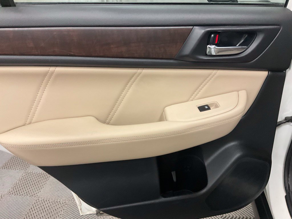 Used 2019 Subaru Outback 2.5i Limited AWD/4WD image 29