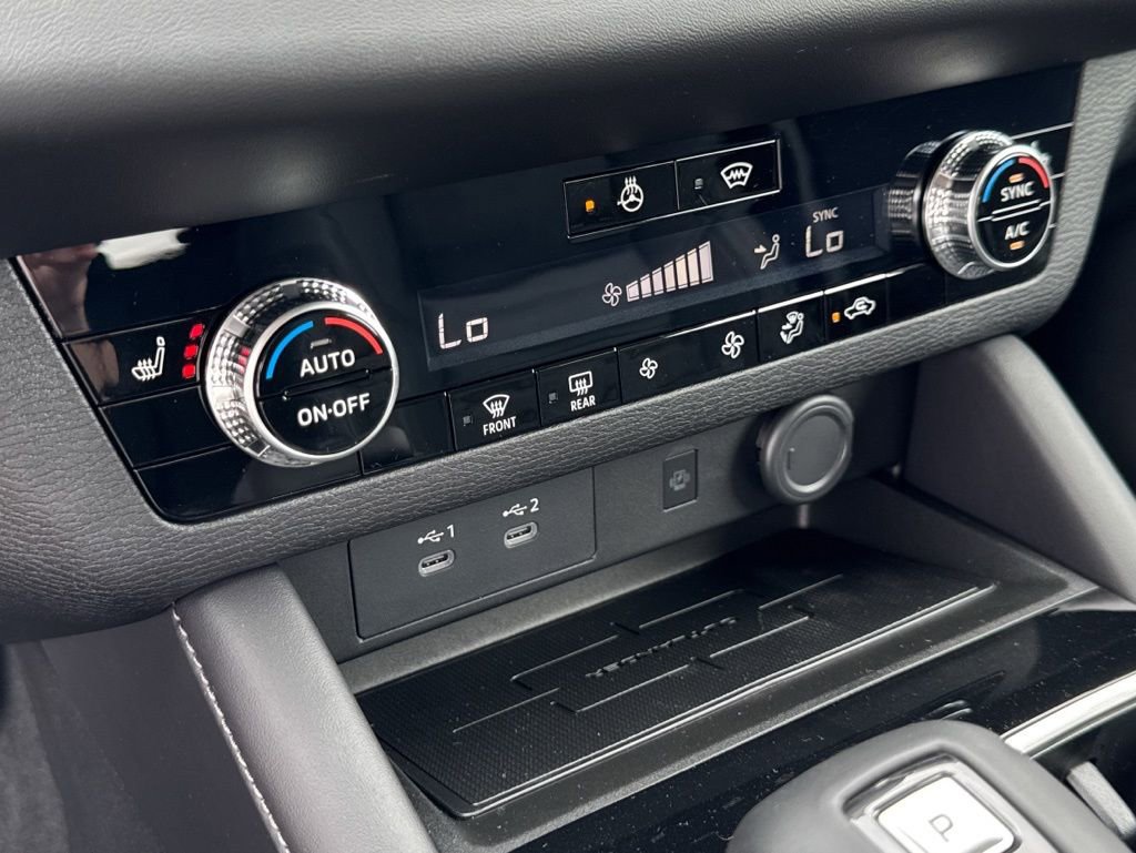 New 2026 Mitsubishi Outlander SE AWD/4WD image 18