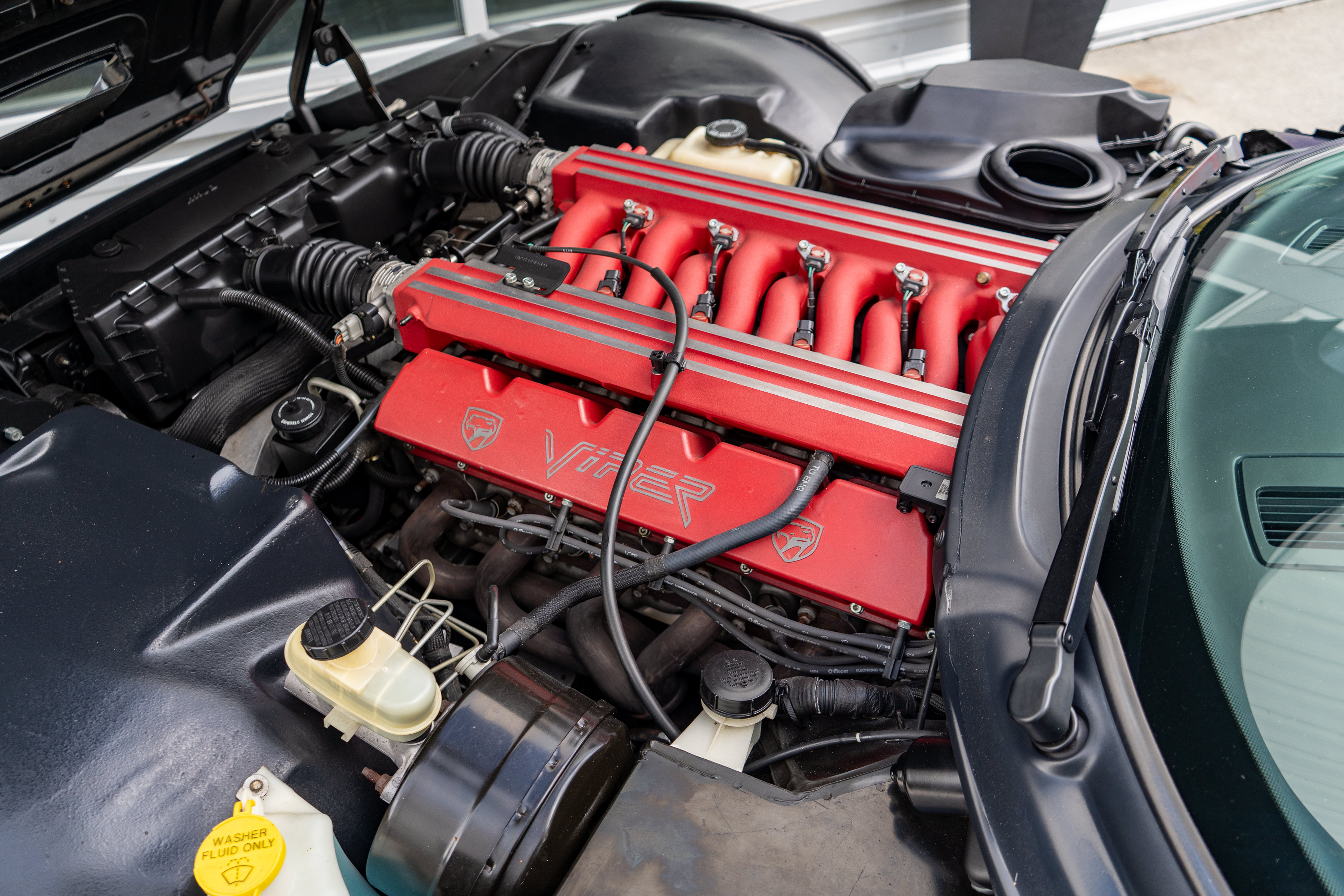 Used 2000 Dodge Viper RT/10 RWD image 24