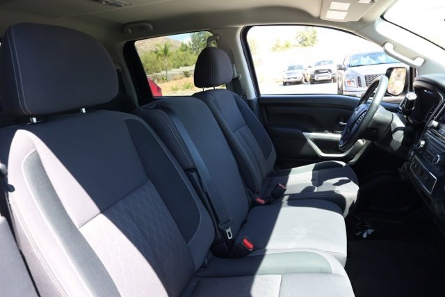 Used 2023 Nissan Titan SV image 20