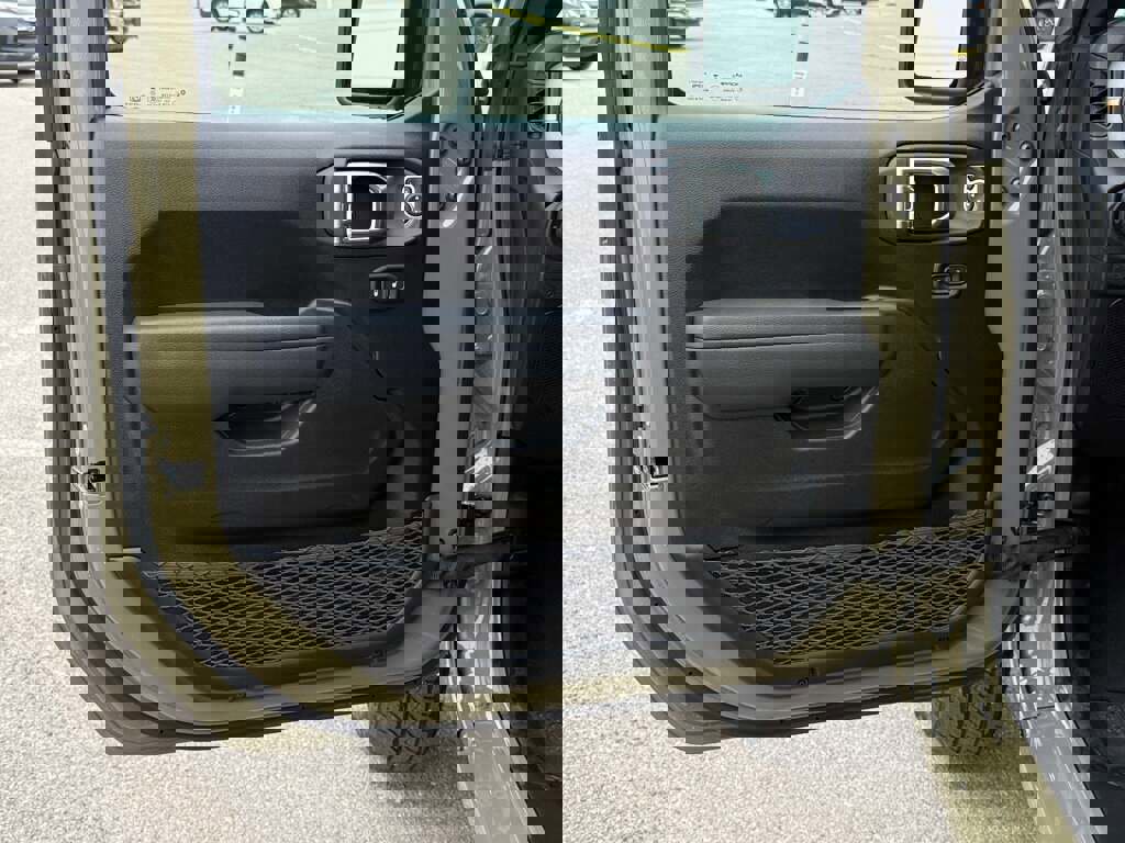 New 2026 Jeep Gladiator Sport image 19