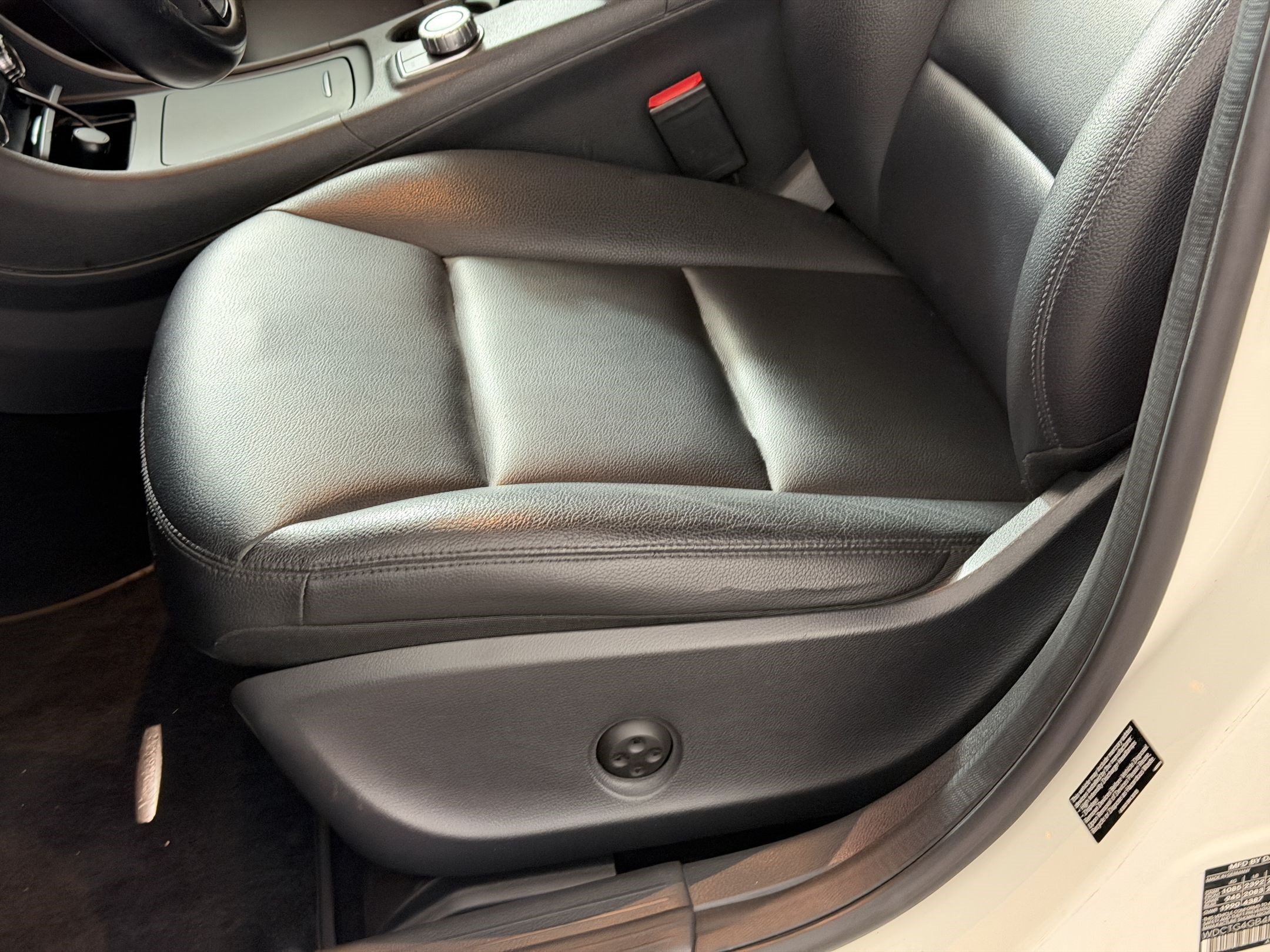 Used 2015 Mercedes-Benz GLA 250 4MATIC image 15