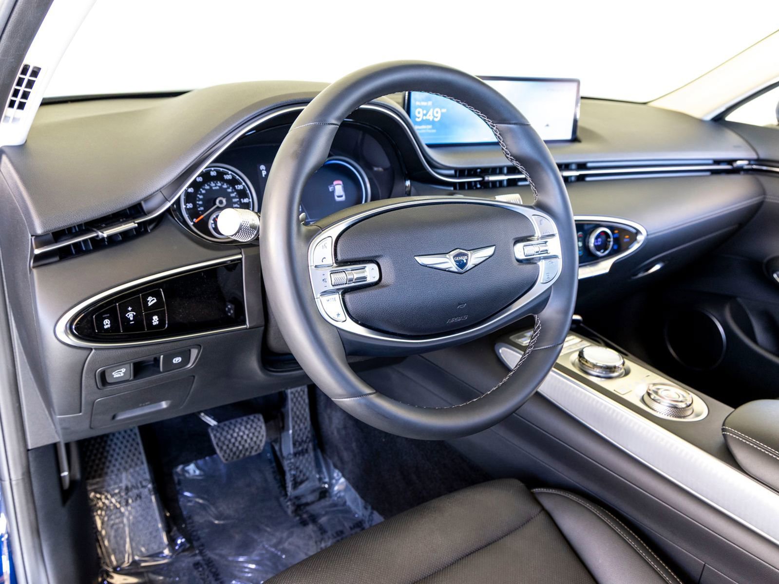 Used 2023 Genesis GV70 2.5T w/ Select Package AWD/4WD image 17