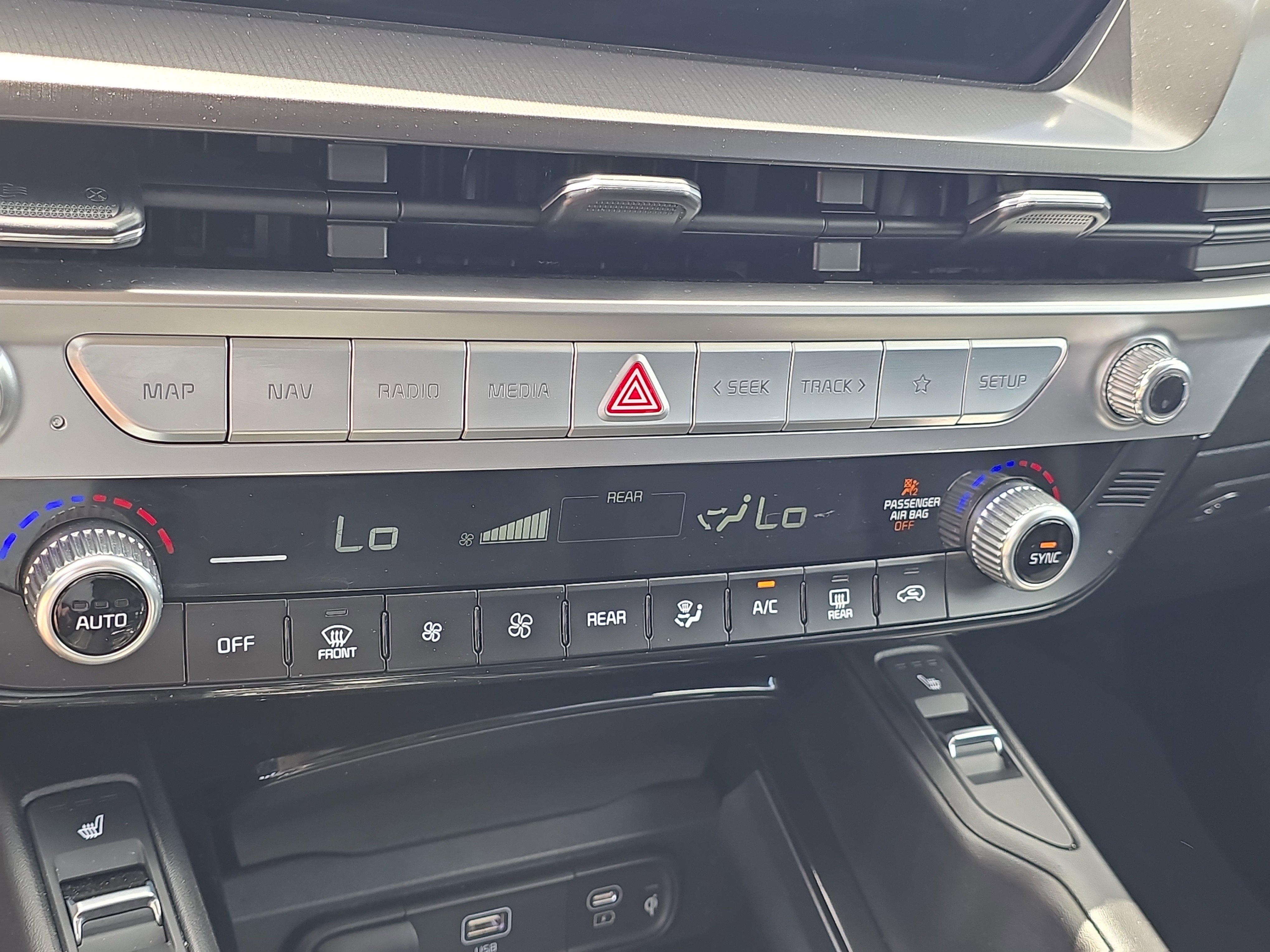 Certified 2025 Kia Telluride S FWD image 27