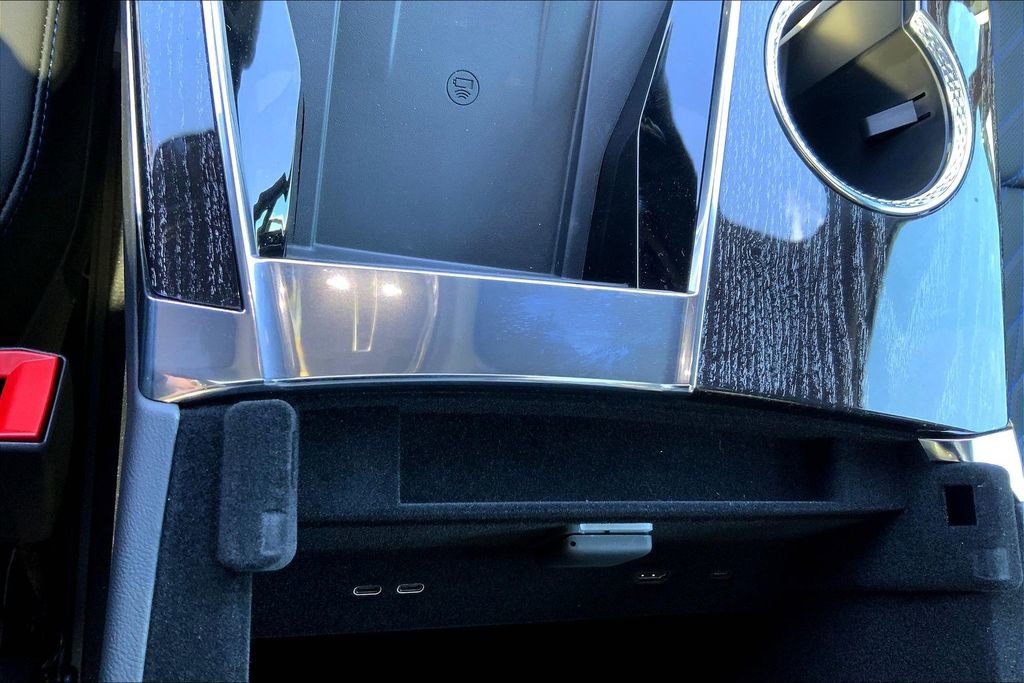 New 2026 Cadillac Escalade IQL Luxury image 20