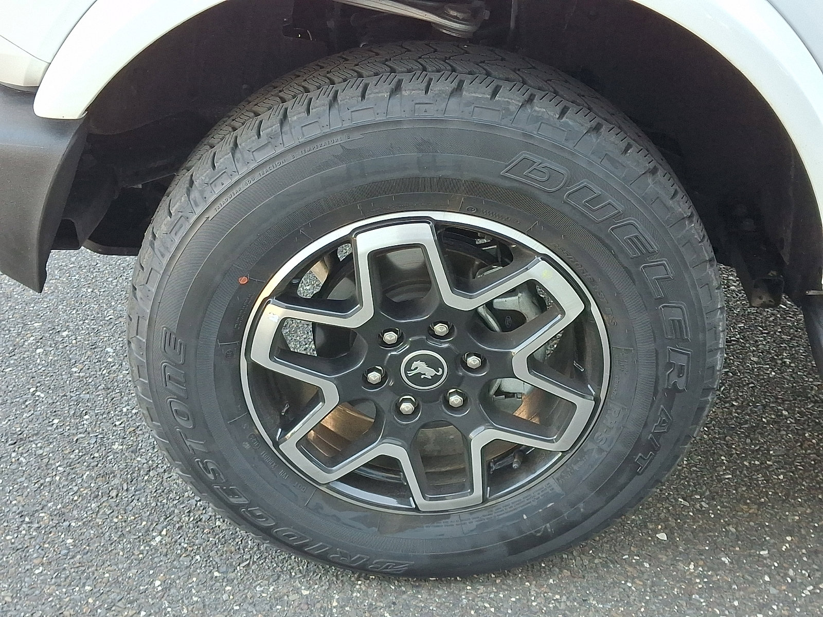 Used 2025 Ford Bronco Outer Banks image 10