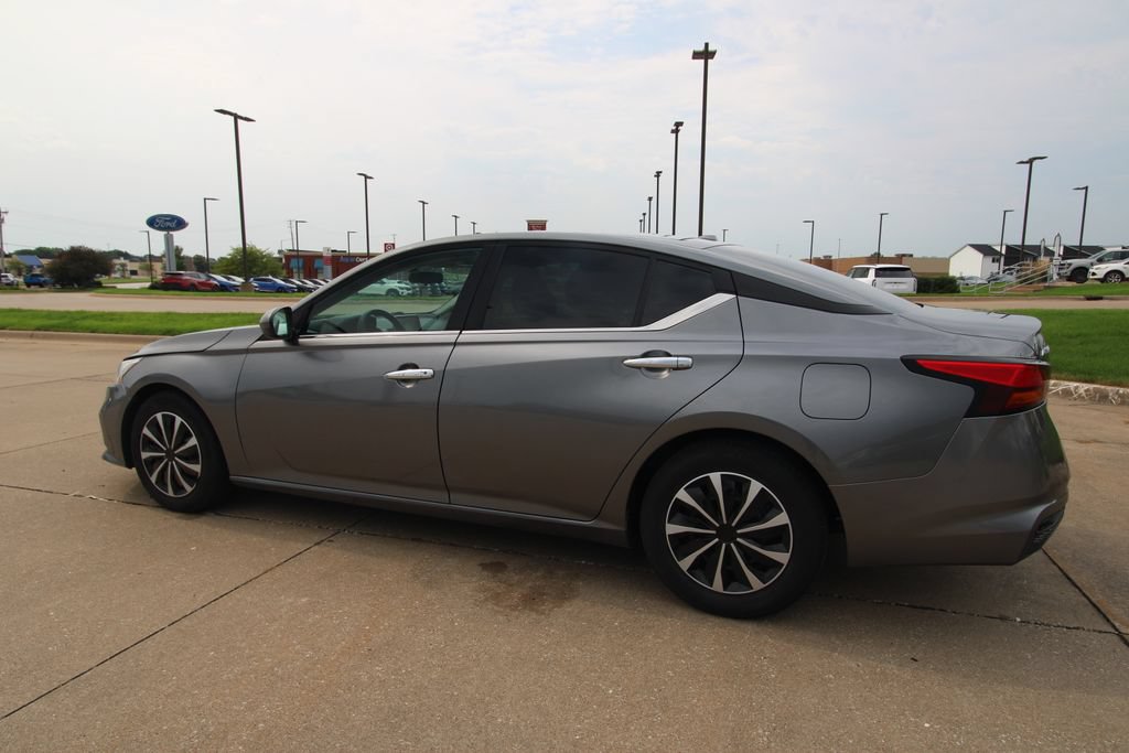 Used 2020 Nissan Altima 2.5 S FWD image 14