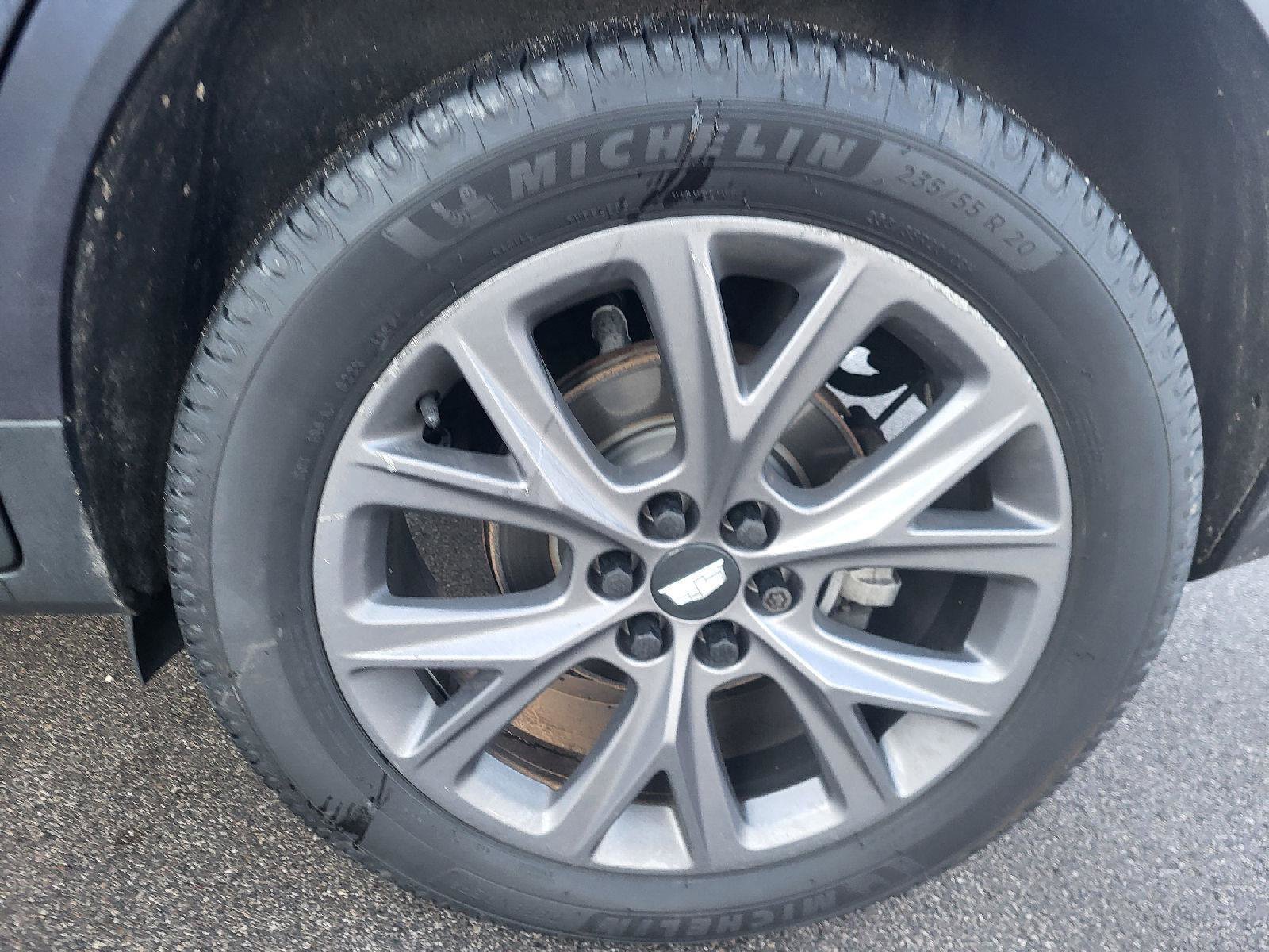 Used 2019 Cadillac XT5 Luxury w/ LPO, Black Ice Package image 16