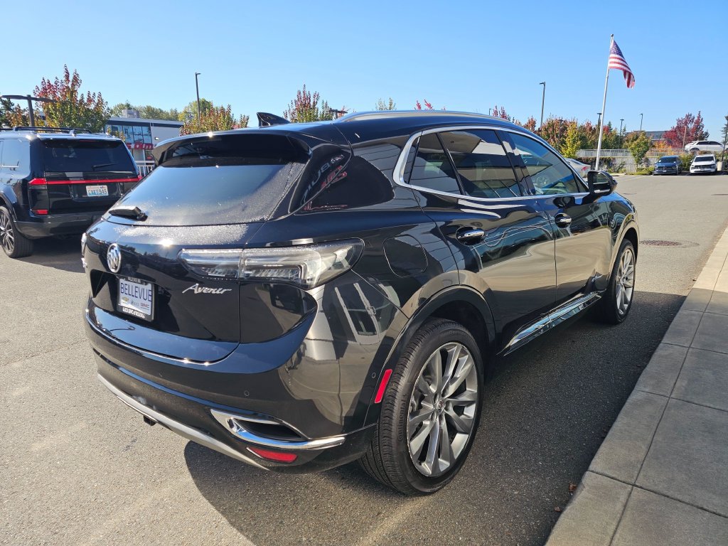 Used 2023 Buick Envision Avenir AWD/4WD image 41