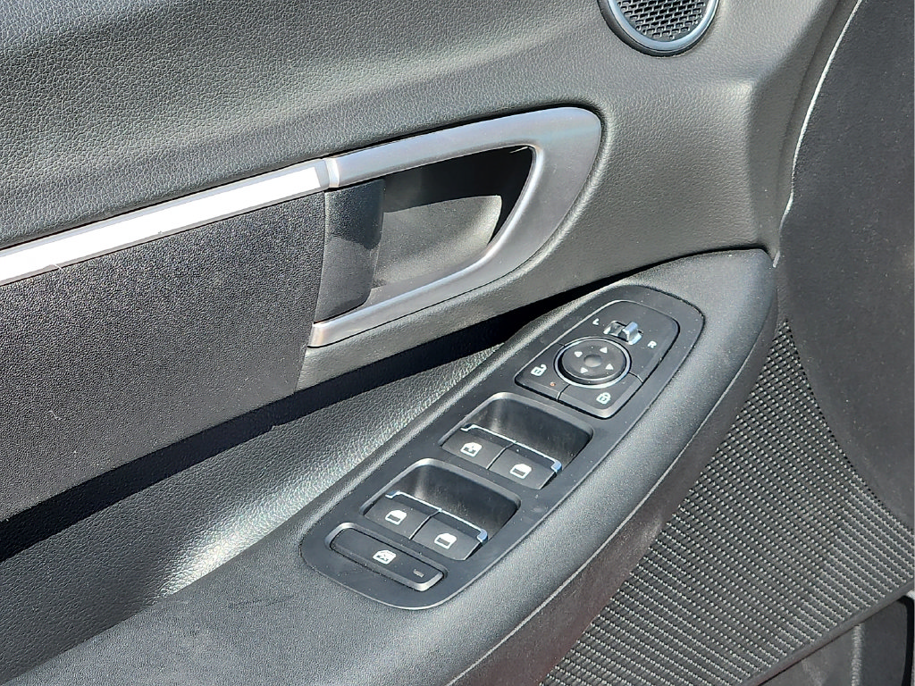 Used 2026 Hyundai Sonata SE FWD image 14