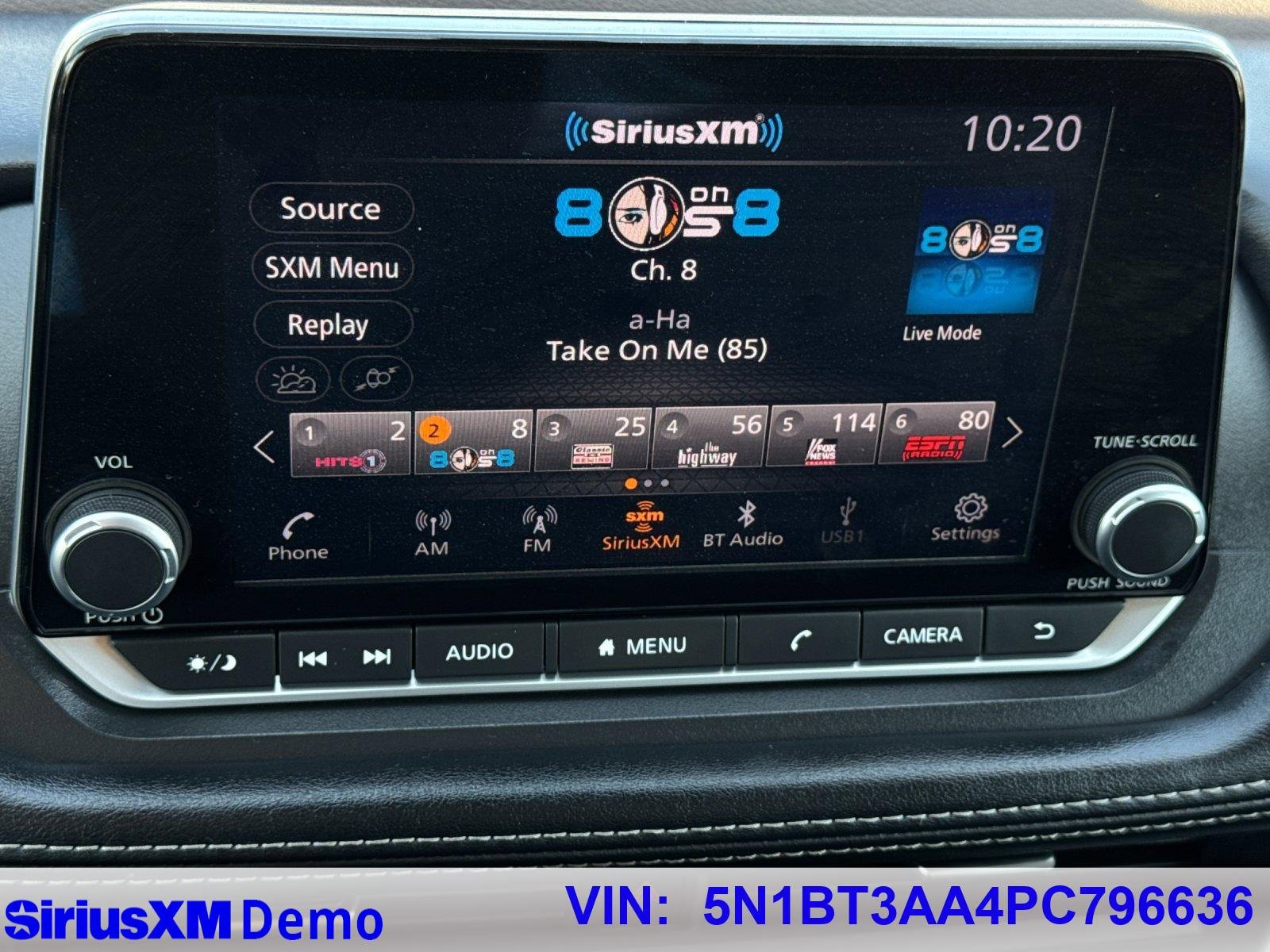 Used 2023 Nissan Rogue S image 27