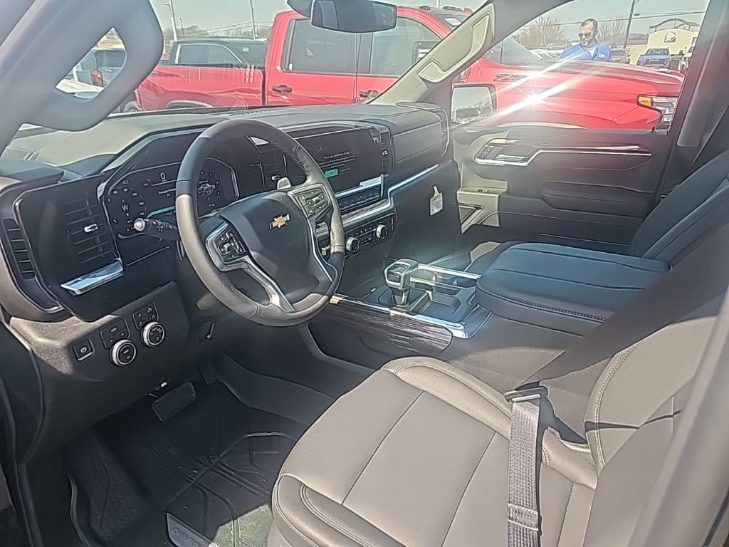 New 2026 Chevrolet Silverado 1500 LT w/ All Star Edition Plus image 13