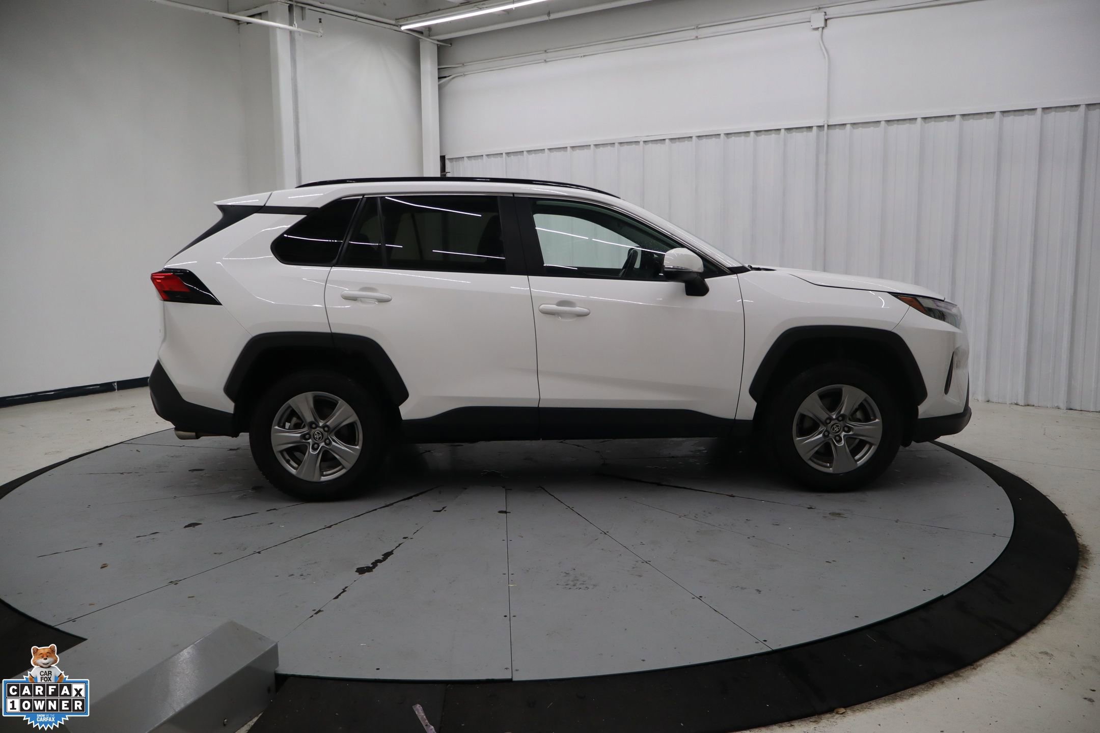 Used 2024 Toyota RAV4 XLE image 2