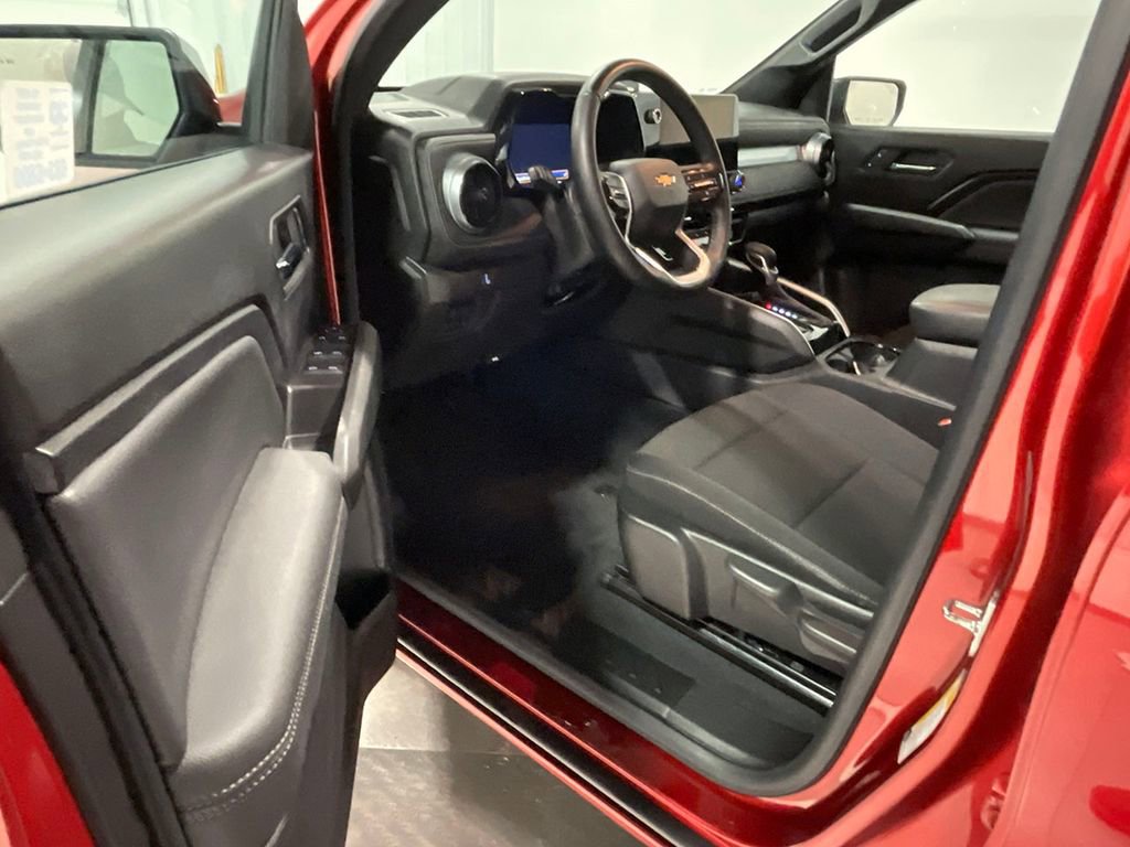 Used 2023 Chevrolet Colorado LT w/ LT Convenience Package image 19