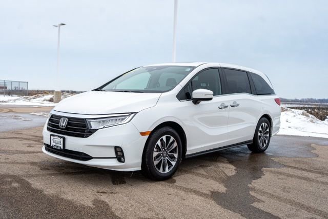 Used 2024 Honda Odyssey EX-L image 3