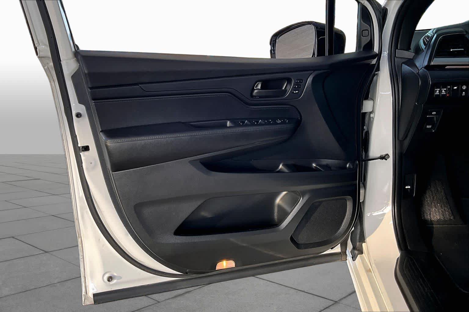 Used 2023 Honda Odyssey Sport image 22
