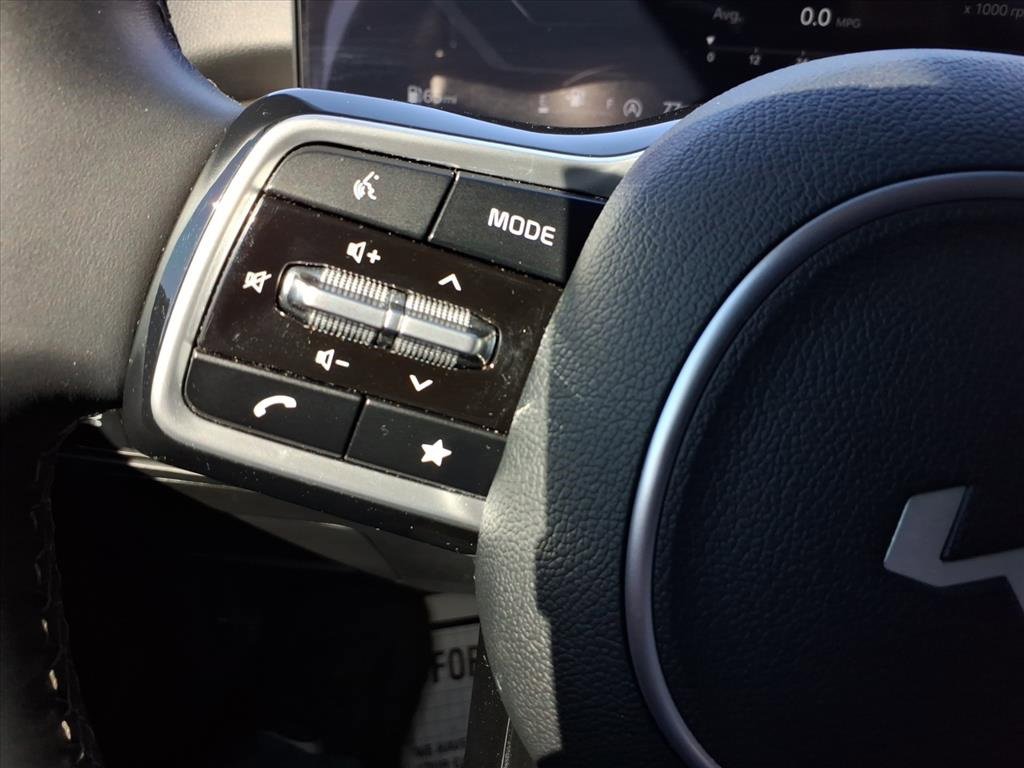 Used 2024 Kia Sorento SX image 23