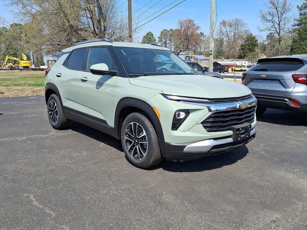 New 2026 Chevrolet TrailBlazer LT w/ Convenience Package FWD image 1