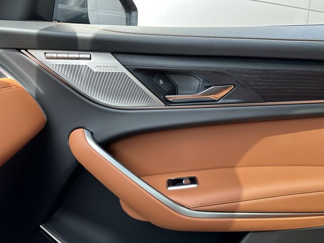 New 2026 Jaguar F-PACE R-Dynamic S image 27