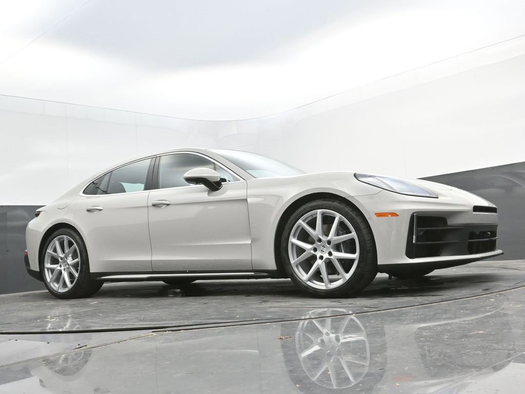 New 2025 Porsche Panamera image 30