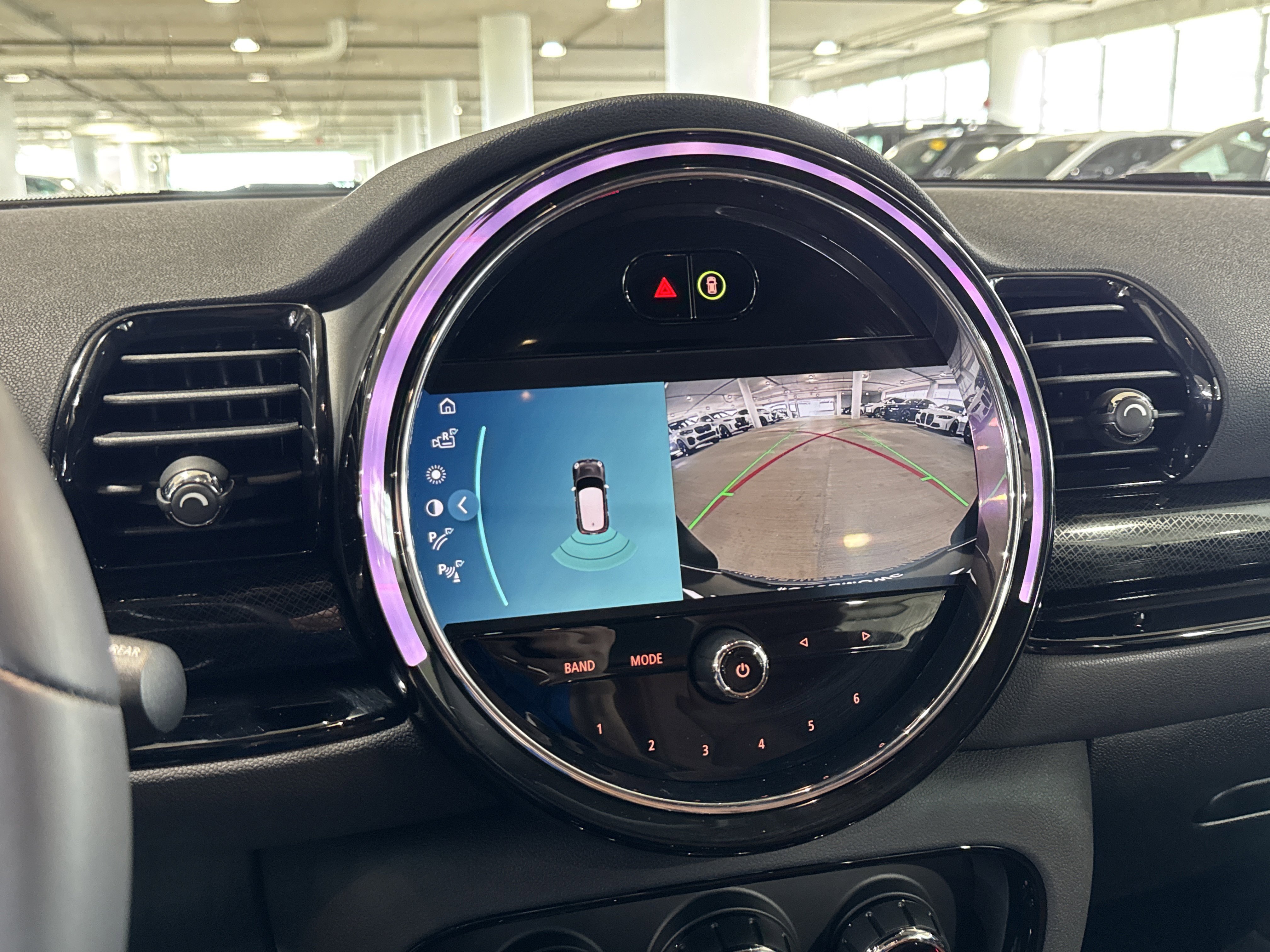 Used 2024 MINI Cooper Clubman S w/ Signature Upholstery Package image 28