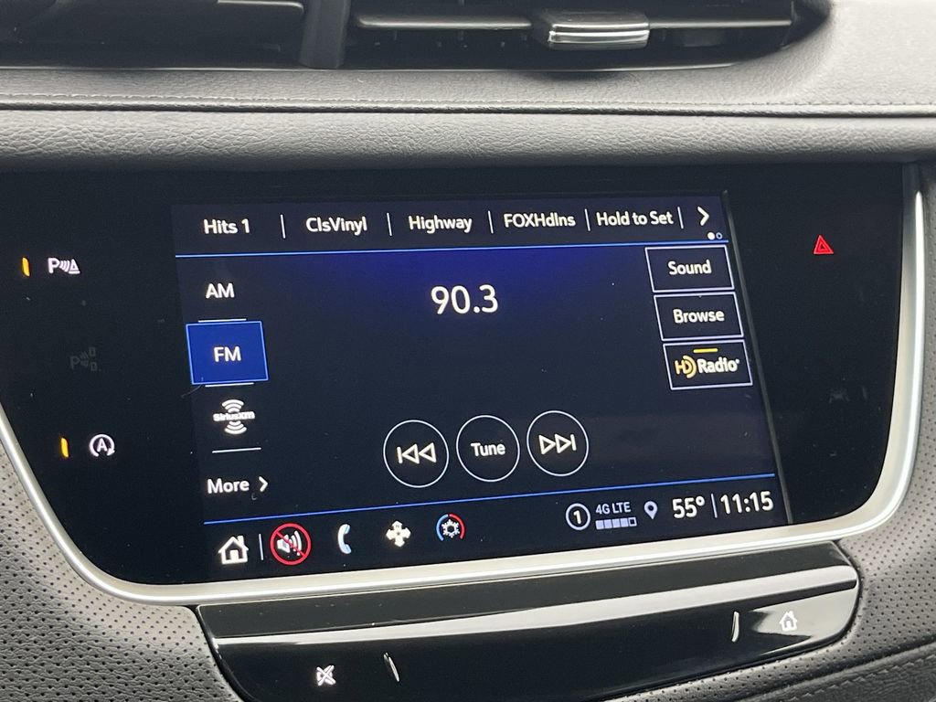 New 2026 Cadillac XT5 Luxury w/ LPO, ONYX Package image 5