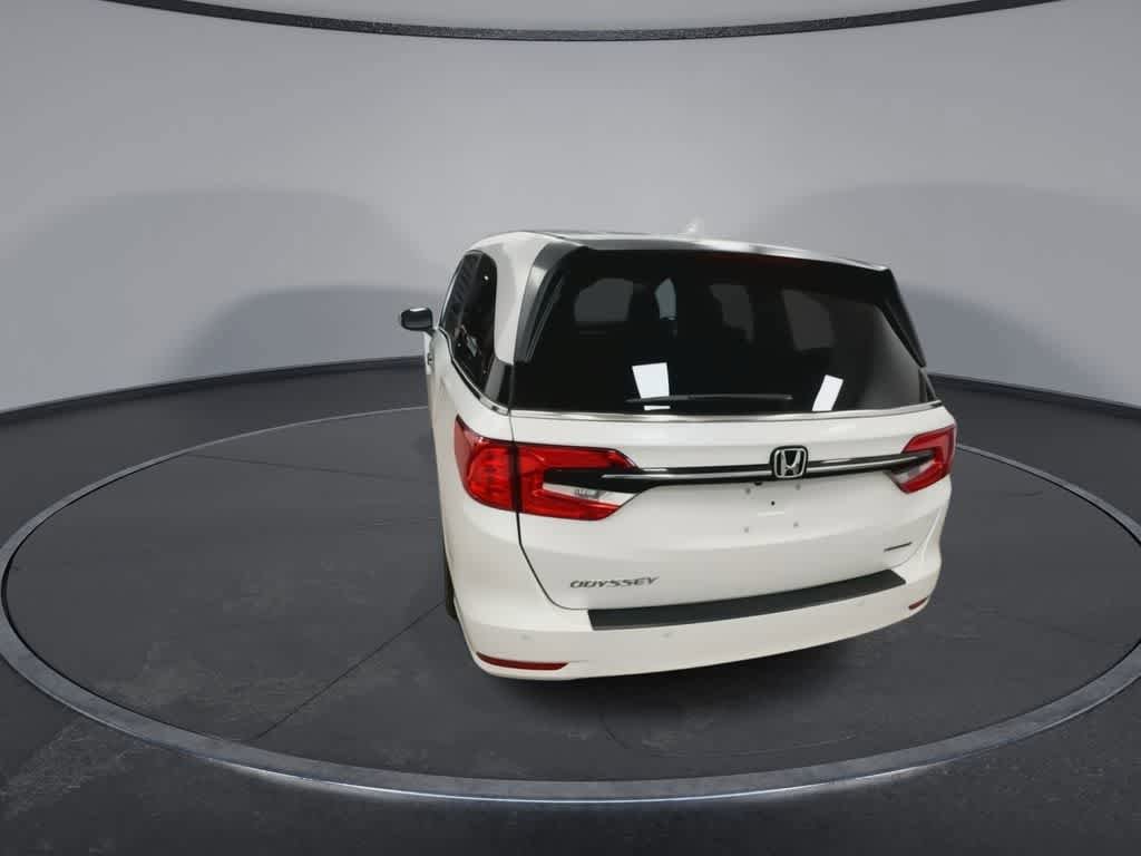 Used 2023 Honda Odyssey Touring image 7