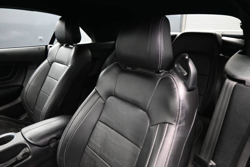 Used 2022 Ford Mustang GT Premium RWD image 12