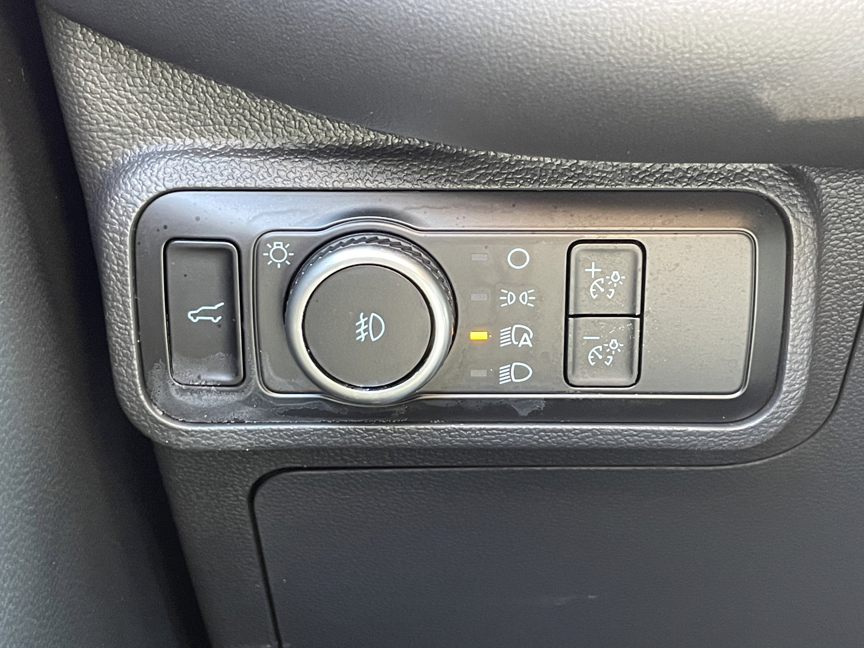 Used 2025 Ford Explorer ST-Line w/ ST-Line Street Pack AWD/4WD image 23
