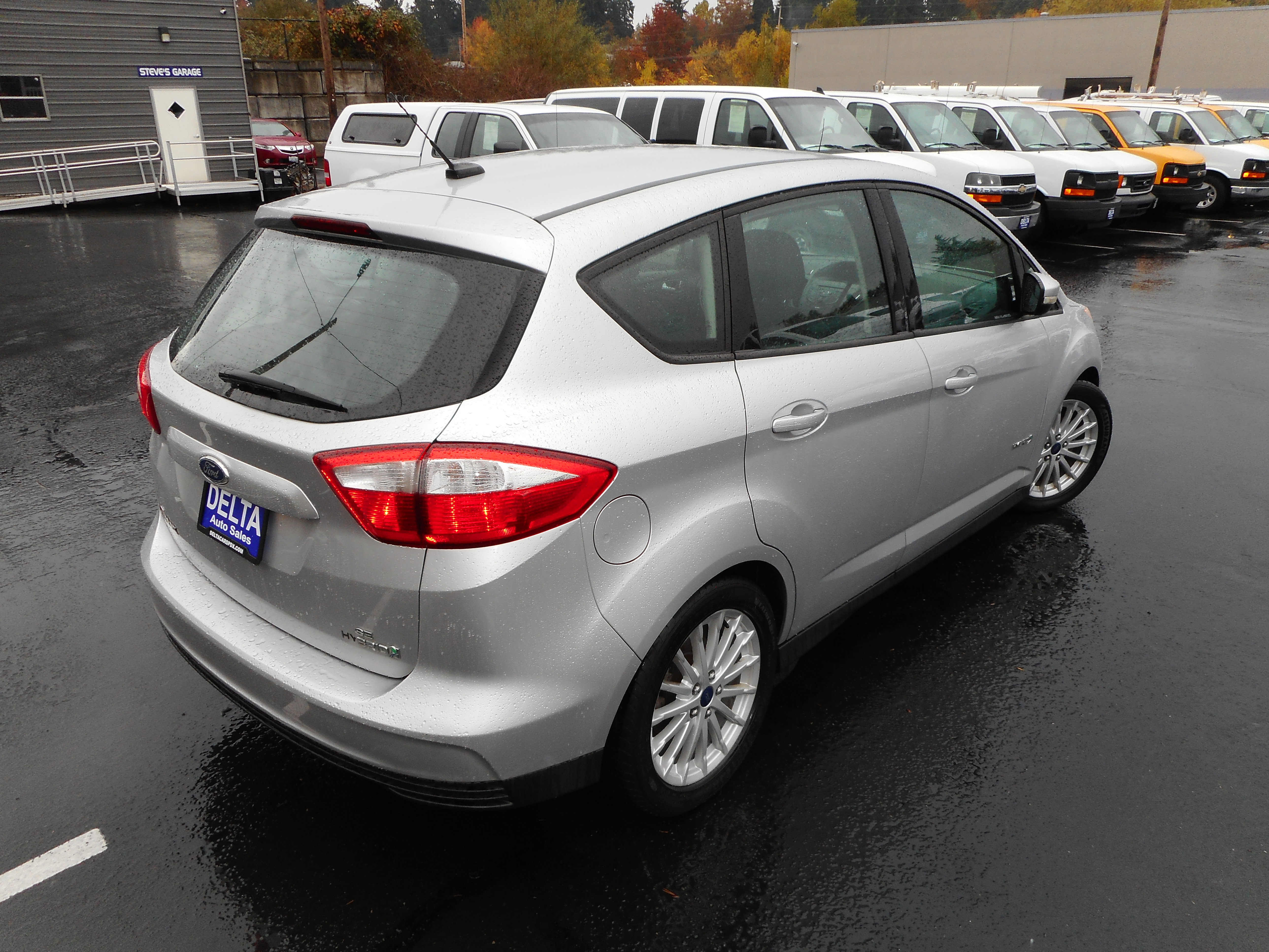 Used 2016 Ford C-MAX SE image 10