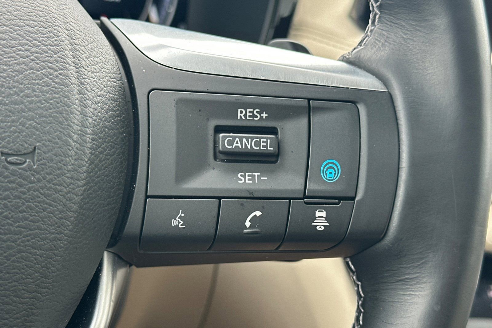 Certified 2025 INFINITI QX60 Sensory AWD/4WD image 40