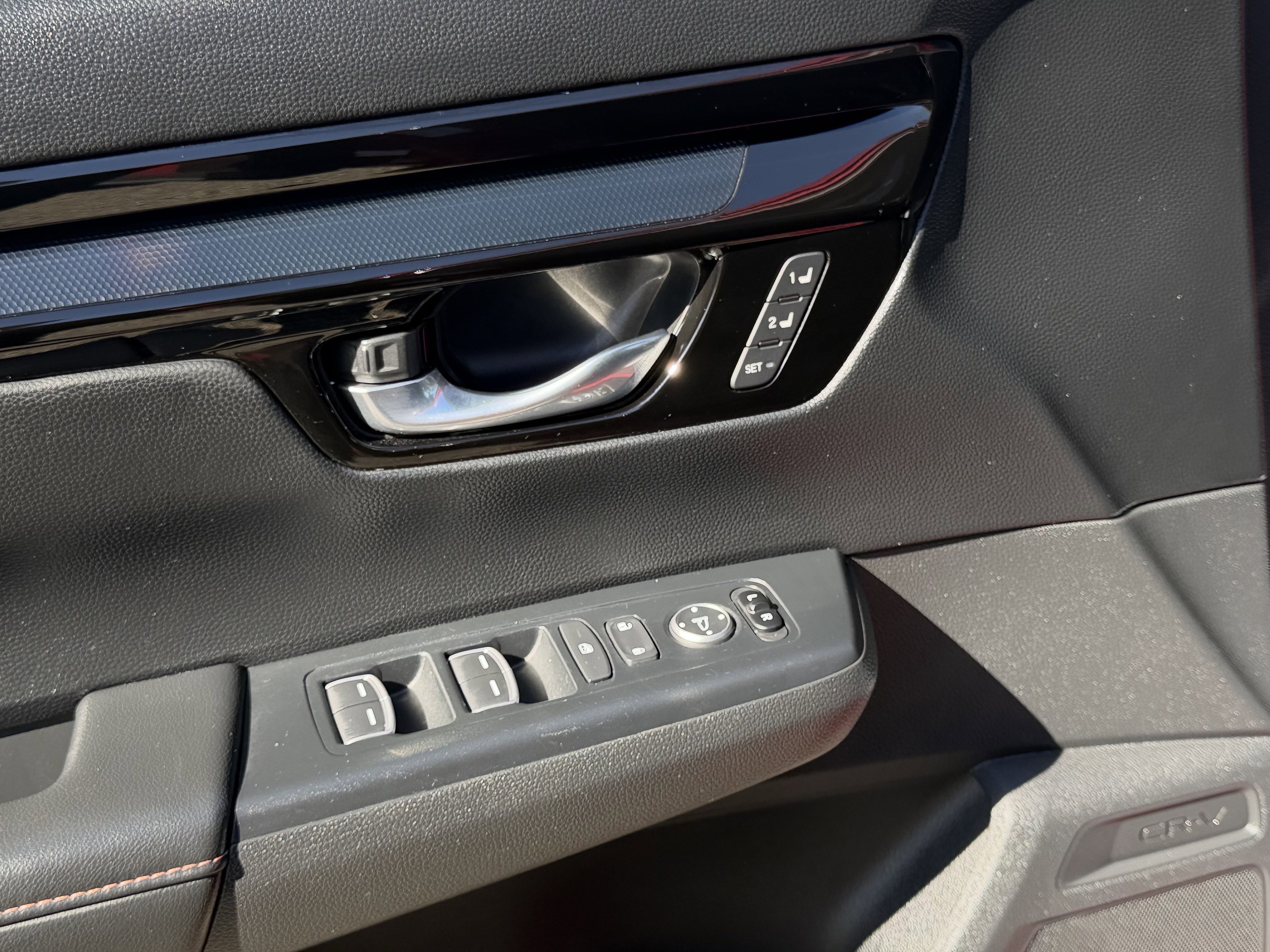 Used 2024 Honda CR-V Sport Touring image 9