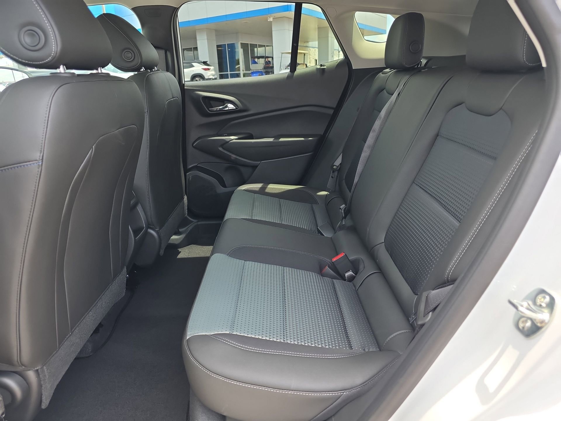 New 2026 Chevrolet Trax LT w/ Driver Confidence Package FWD image 11