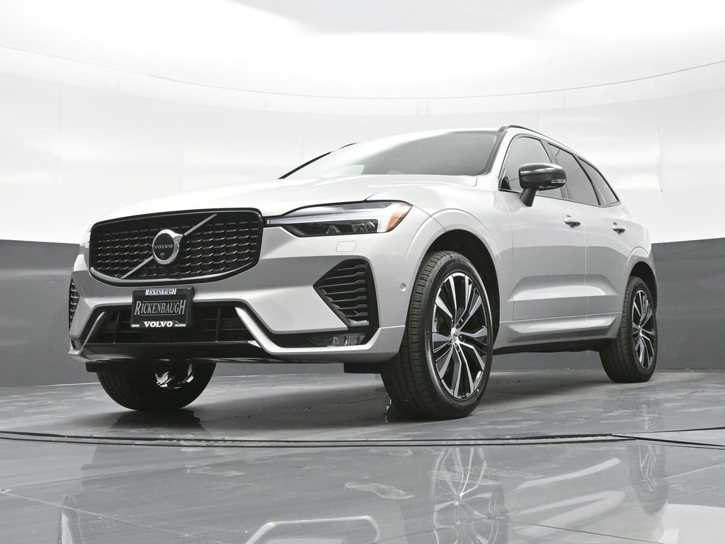 Used 2025 Volvo XC60 B5 Plus w/ Climate Package image 19