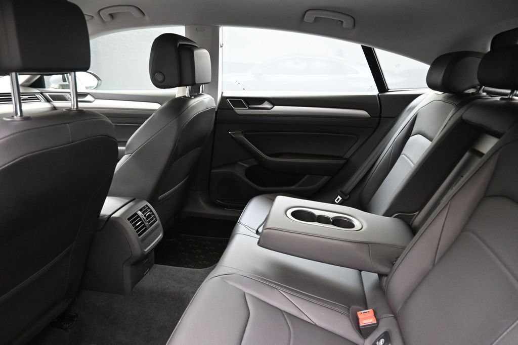 Used 2019 Volkswagen Arteon SE FWD image 18