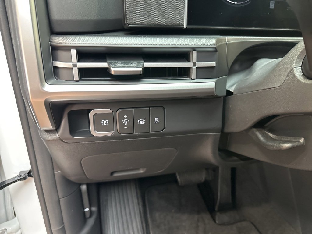 New 2026 Hyundai Santa Fe SE image 24