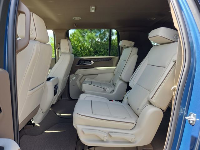 New 2026 GMC Yukon XL Denali RWD image 9