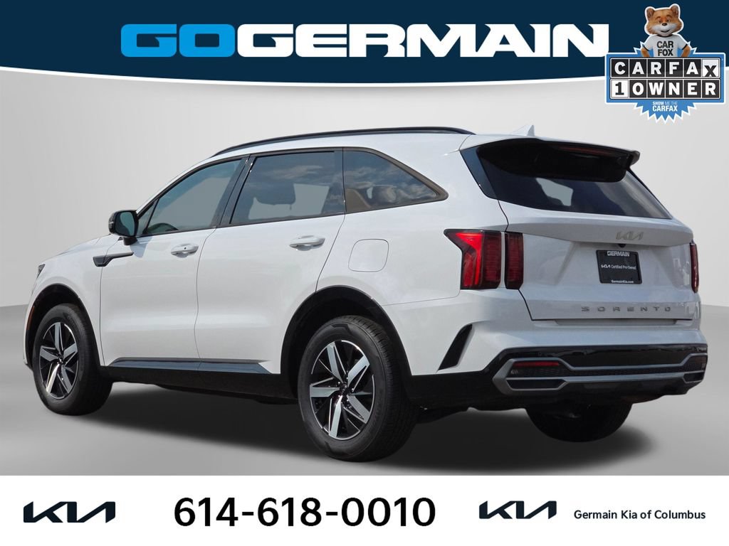 Used 2022 Kia Sorento S w/ Panoramic Sunroof Package FWD image 10