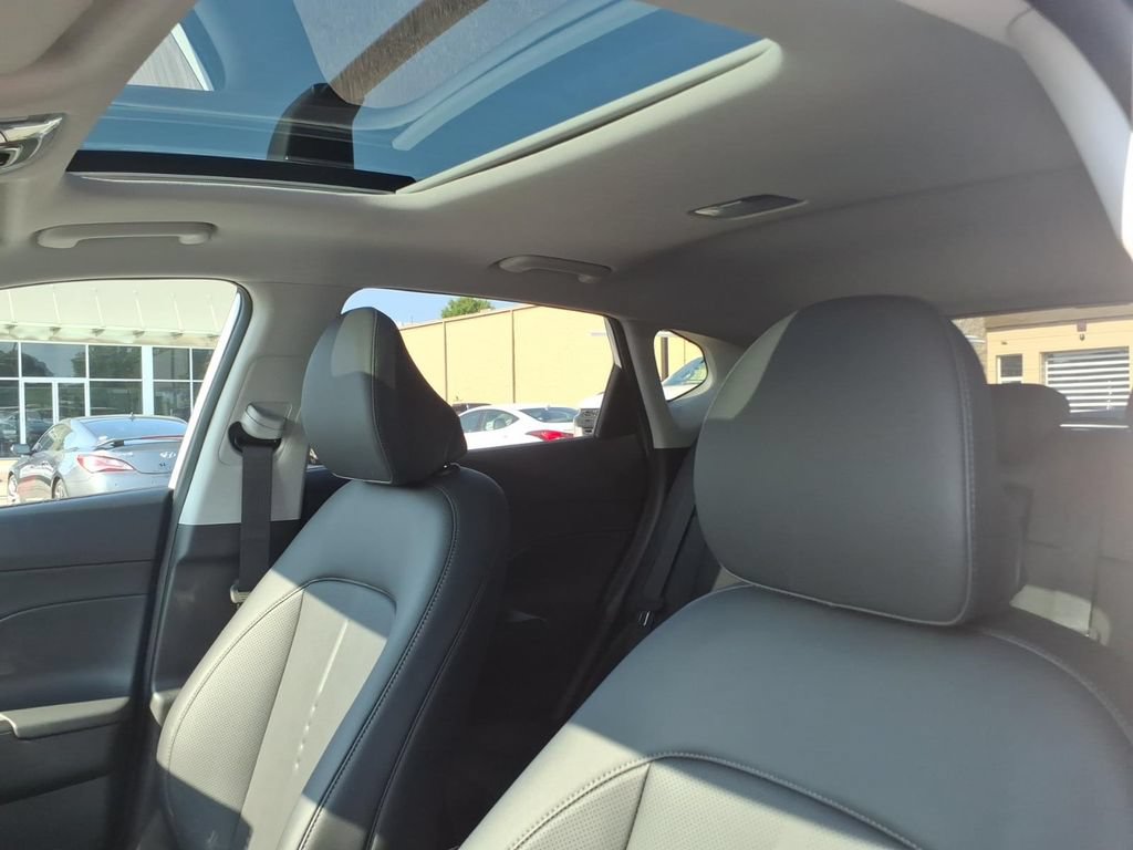 New 2026 Hyundai Kona Limited FWD image 15