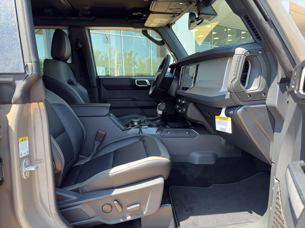 New 2026 Ford Bronco Outer Banks AWD/4WD image 16