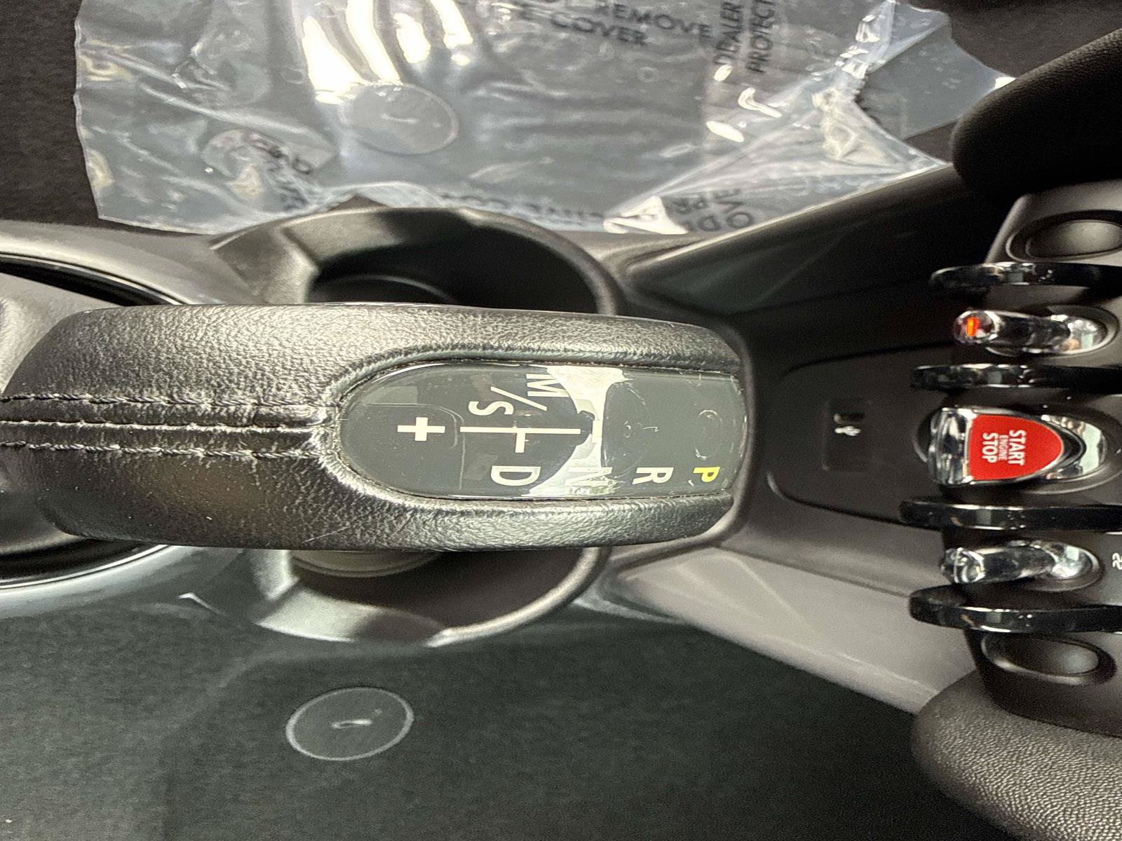 Used 2019 MINI Cooper 2-Door Hardtop FWD image 23
