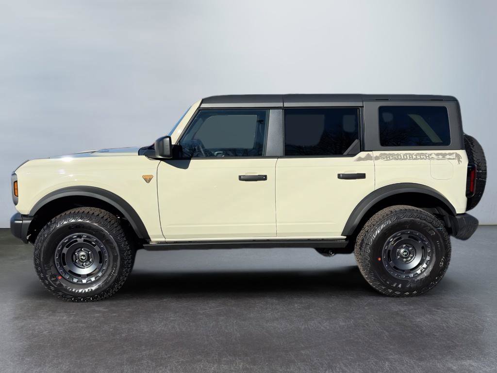 New 2025 Ford Bronco Badlands w/ Sasquatch Package image 2