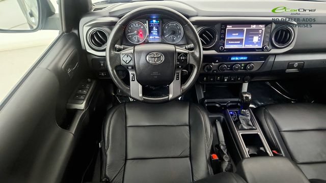 Used 2022 Toyota Tacoma TRD Sport w/ Technology Package AWD/4WD image 44