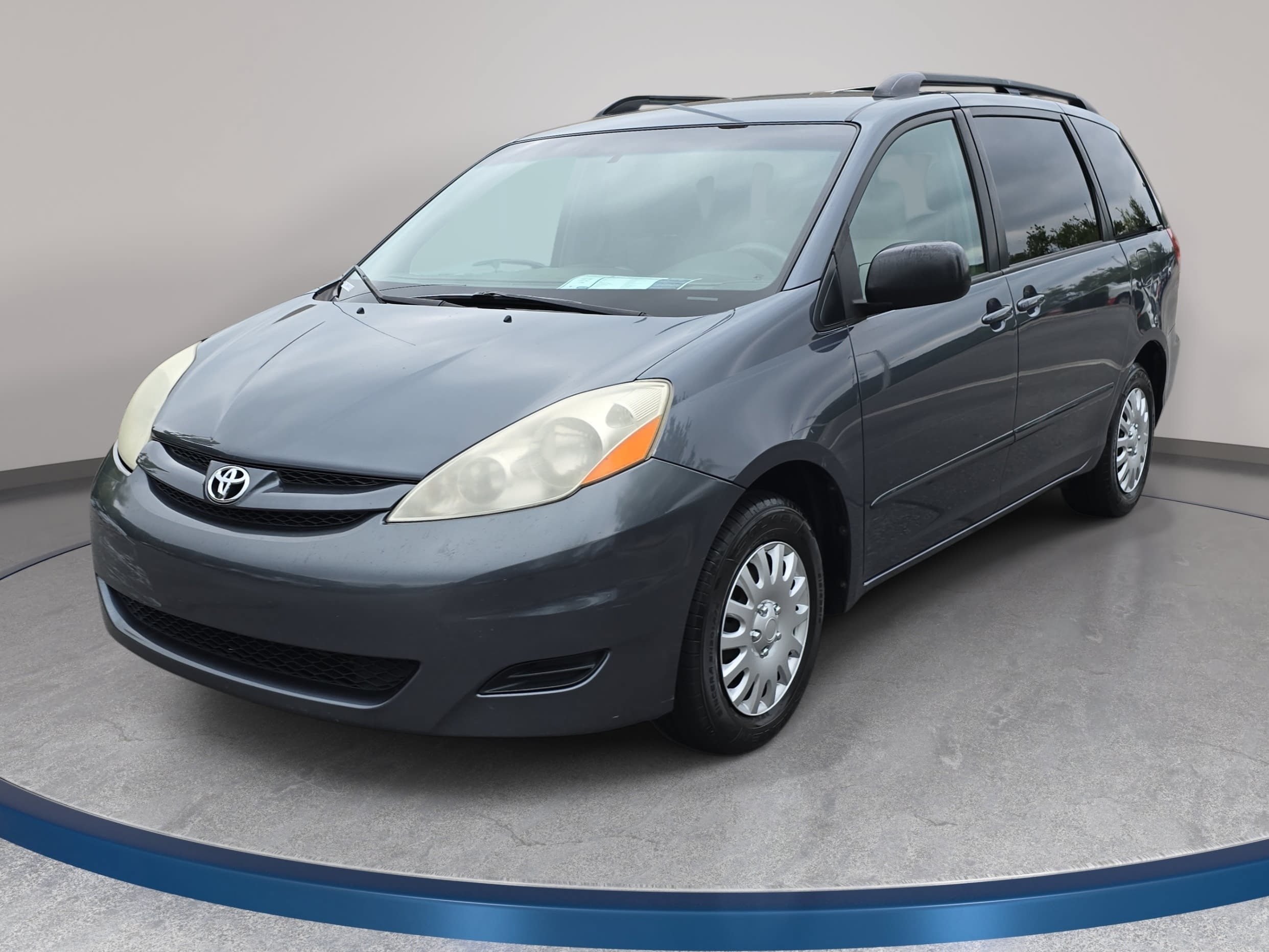 Used 2008 Toyota Sienna LE FWD image 1