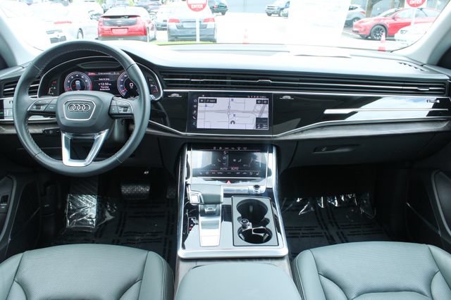 Used 2021 Audi Q8 Prestige AWD/4WD image 17