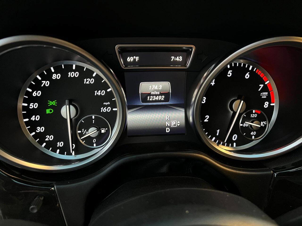 Used 2015 Mercedes-Benz ML 400 4MATIC image 12