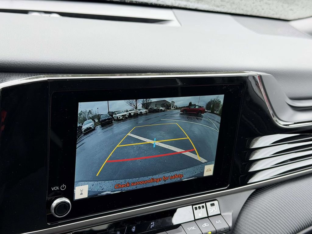 New 2026 Toyota Camry SE w/ Convenience Package FWD image 4